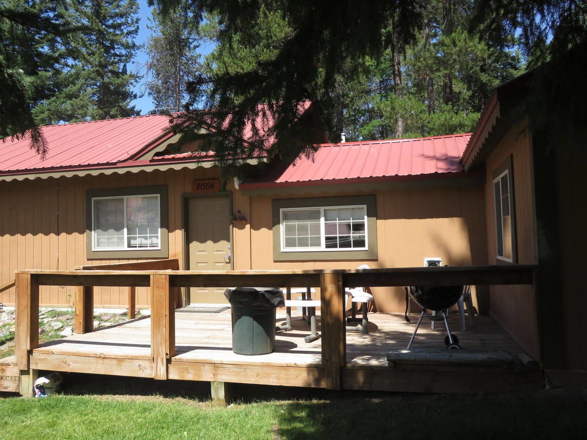 Historic Tamarack Lodge Hungry Horse エクステリア 写真