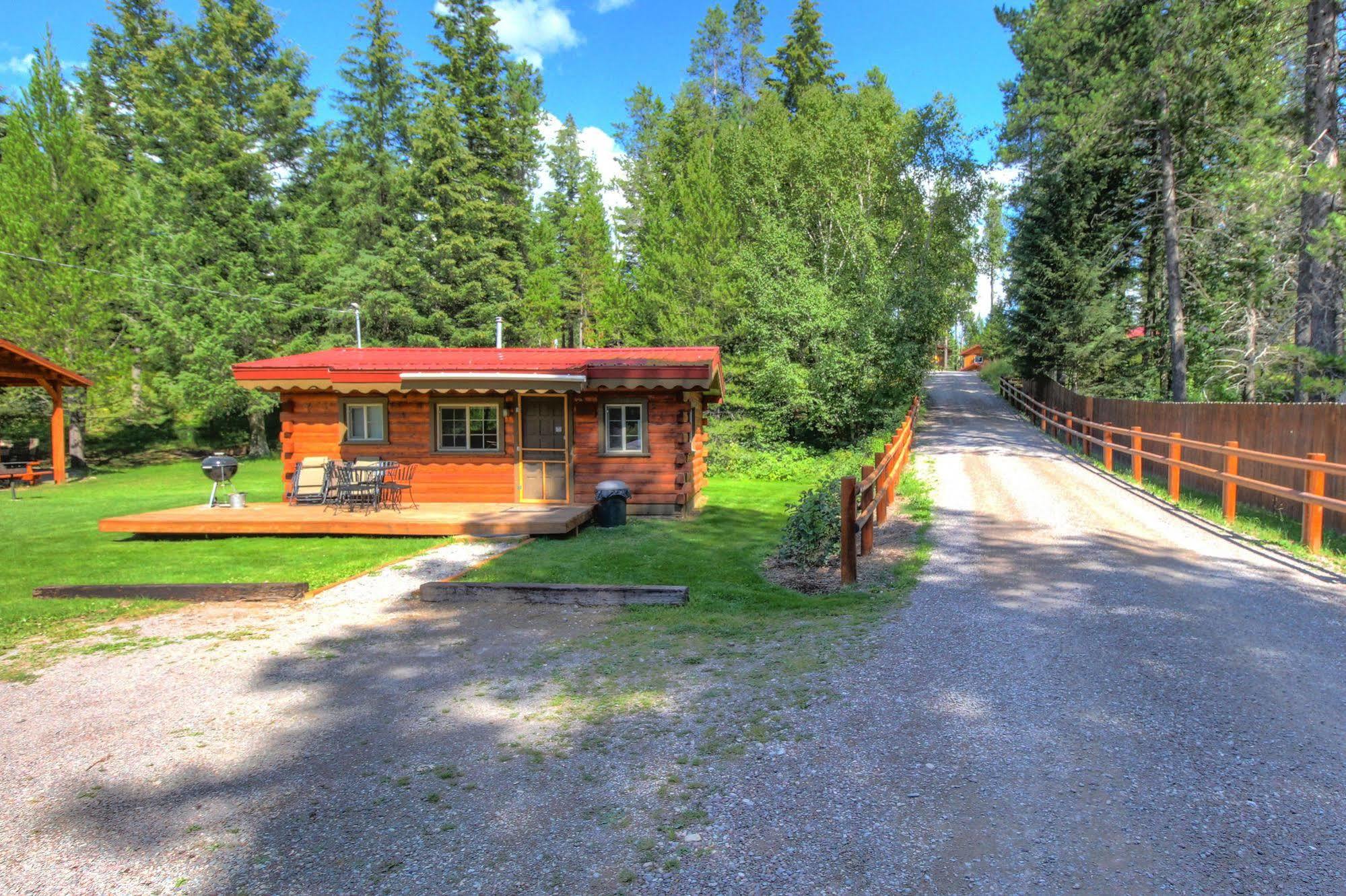 Historic Tamarack Lodge Hungry Horse エクステリア 写真